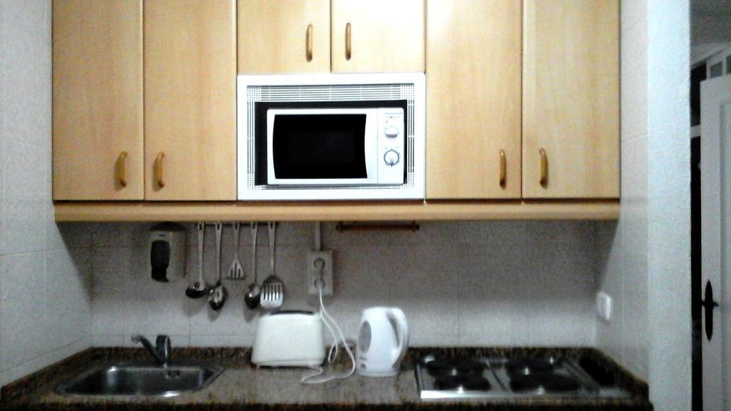 Costa Del Sol Apartment Benalmádena Oda fotoğraf