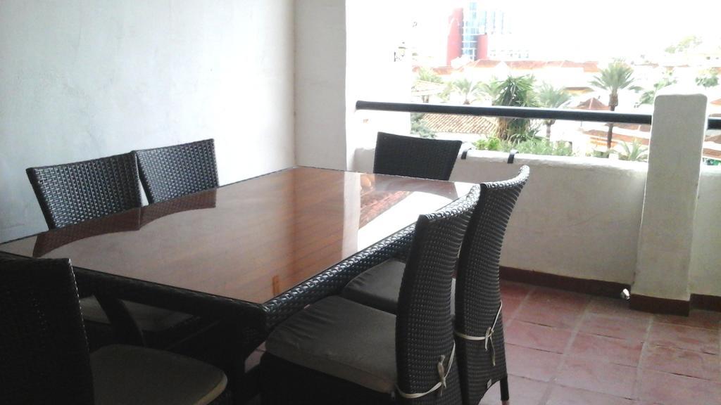 Costa Del Sol Apartment Benalmádena Oda fotoğraf